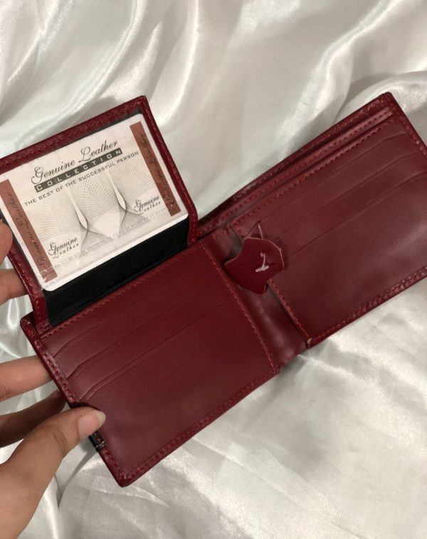 Urban crocodile Style Leather bi-fold Wallet for Men