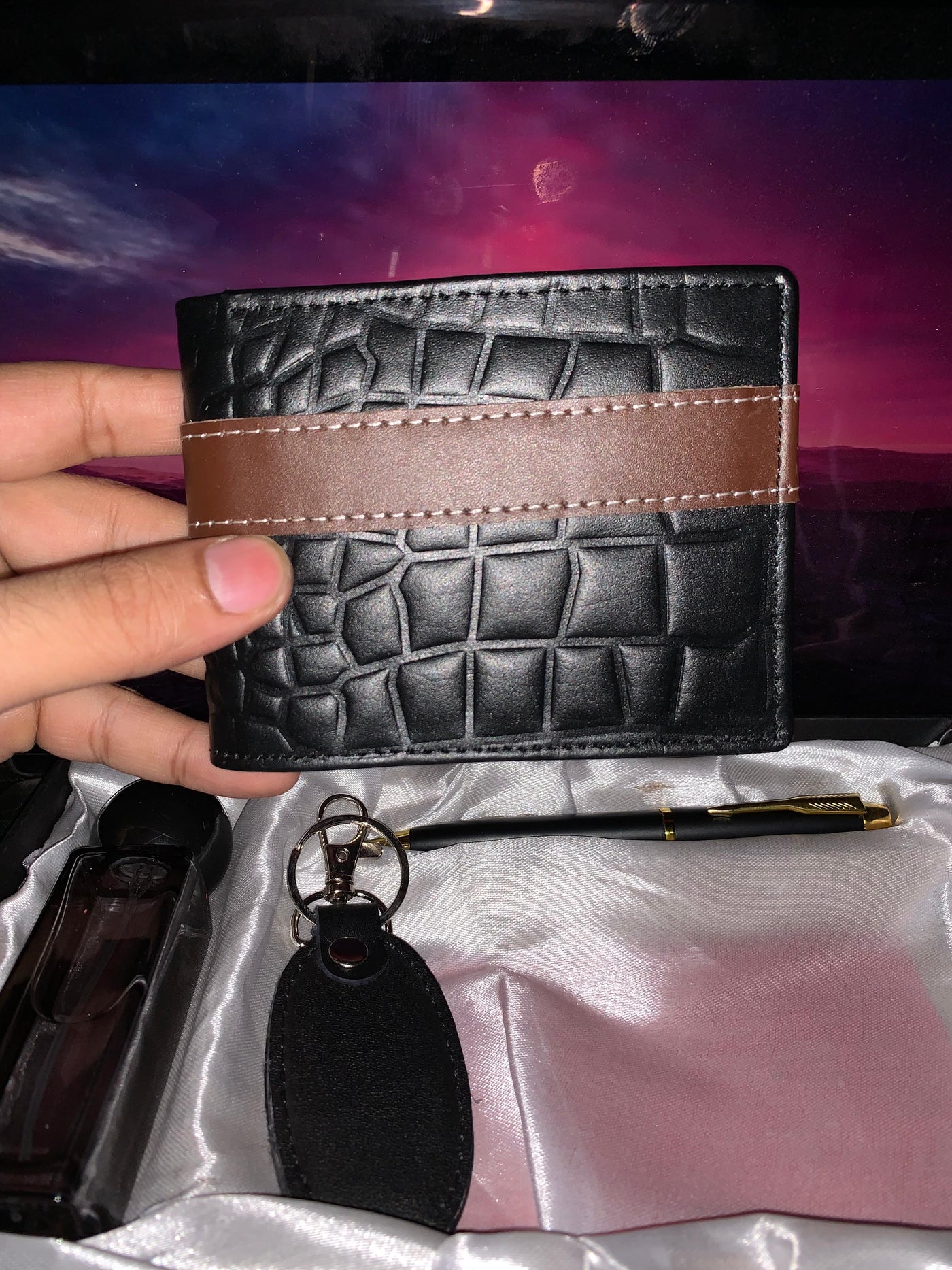 Celebrate in Style: Premium Gift Box for Him