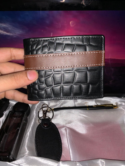 Celebrate in Style: Premium Gift Box for Him