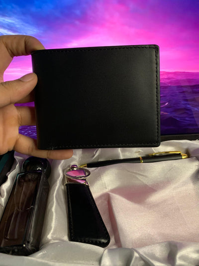 Celebrate in Style: Luxury Gift Box for Him